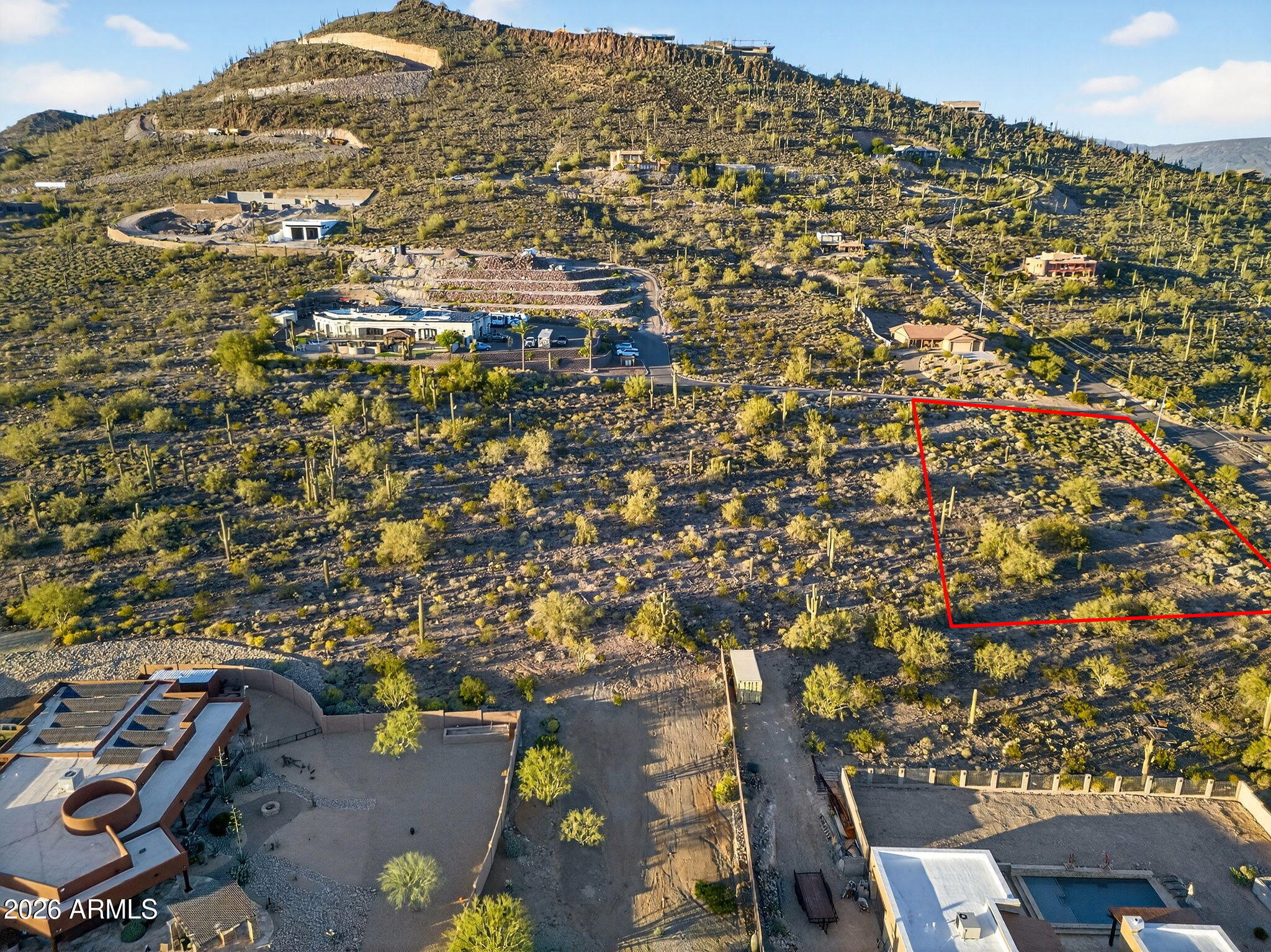 2905 W Dolores Road -