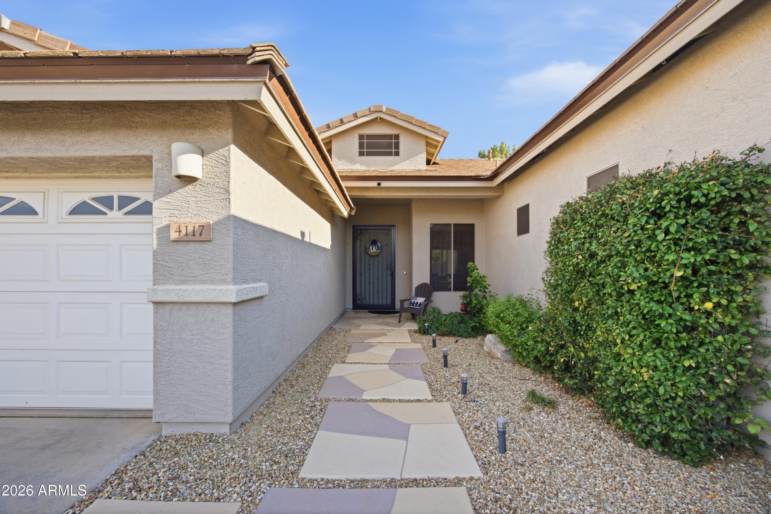 4117 E LOMA VISTA Street