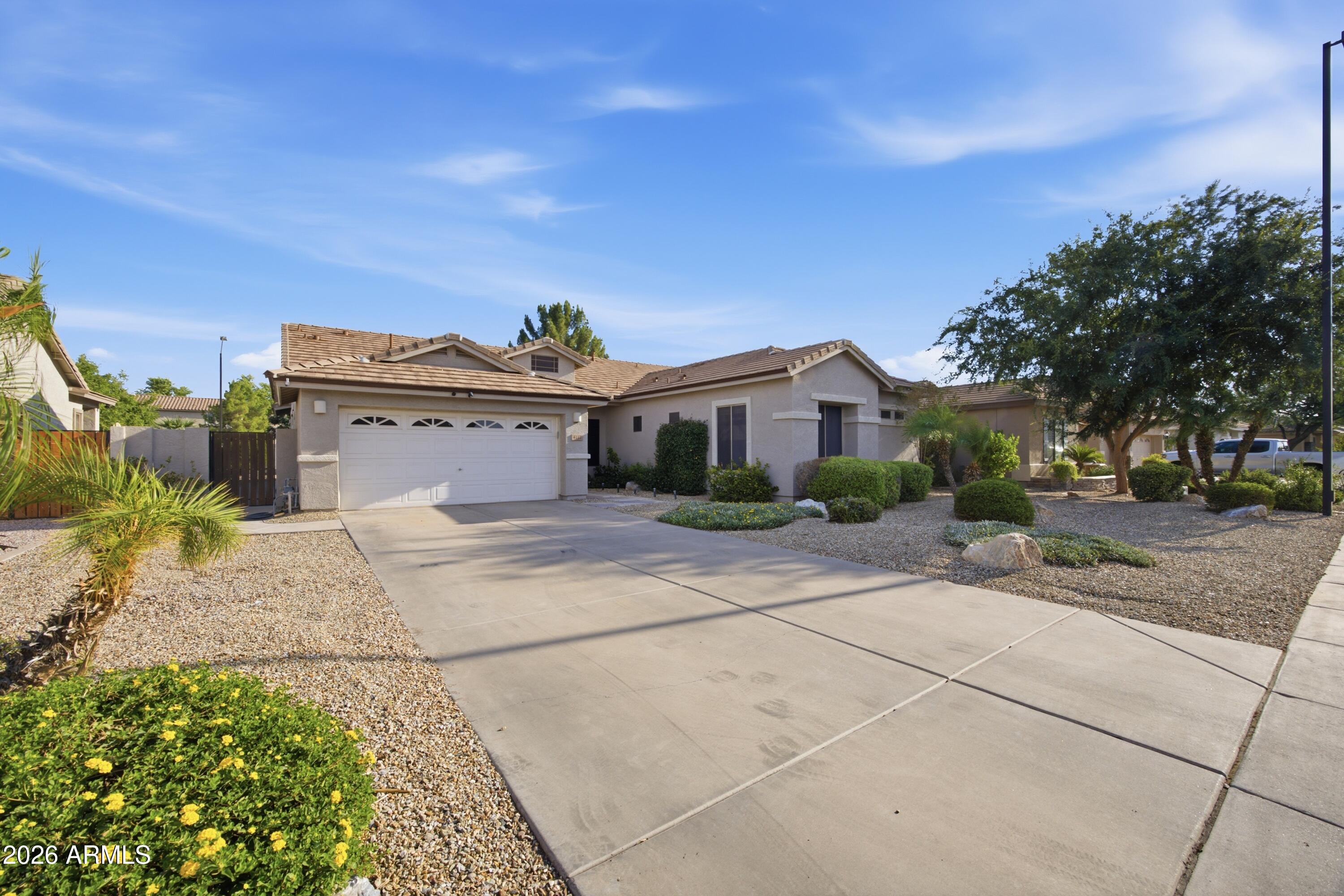 4117 E LOMA VISTA Street