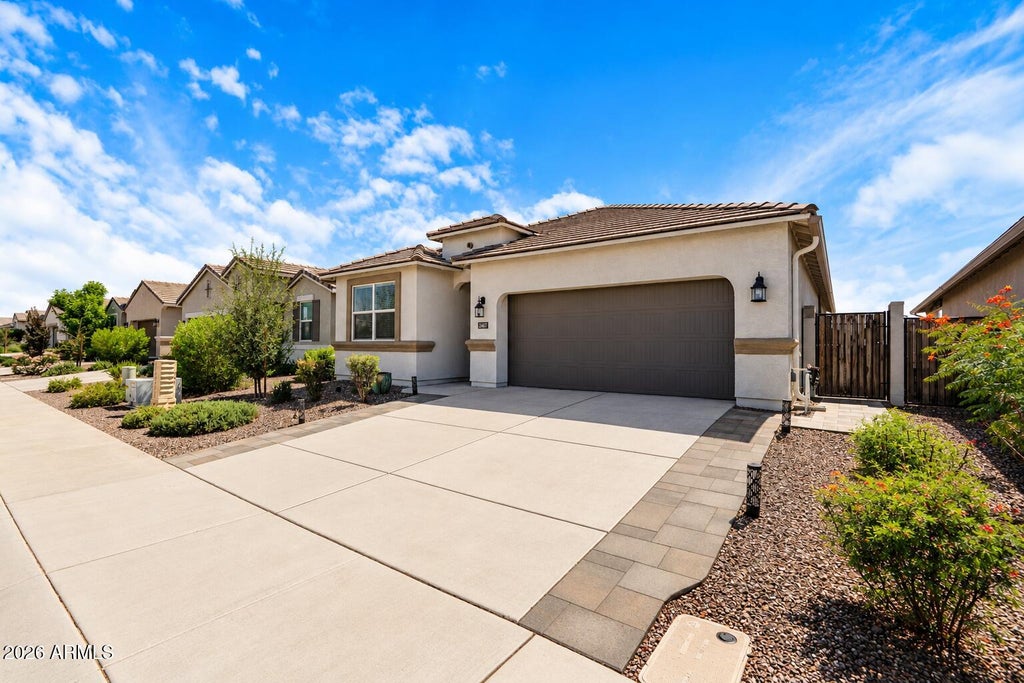 Photo of 2467 W Shanley Avenue, Apache Junction, AZ 85120 (MLS # 7093838)