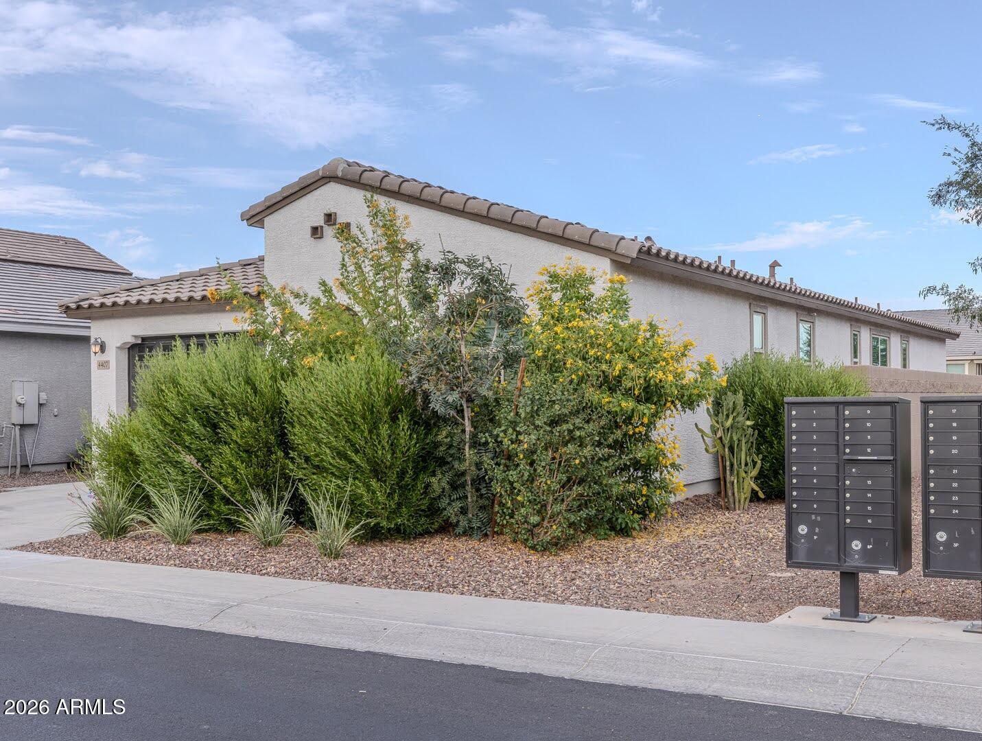 4407 N 94th Drive