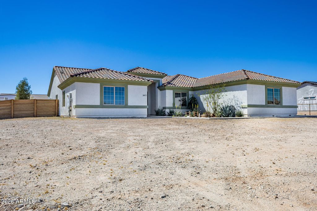 Photo of 3977 W Silverdale Road, San Tan Valley, AZ 85144 (MLS # 7002452)
