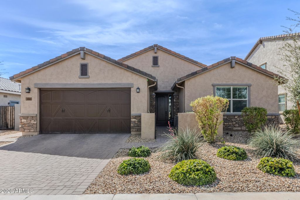 Photo of 14041 W Monte Vista Road, Goodyear, AZ 85395 (MLS # 6989754)