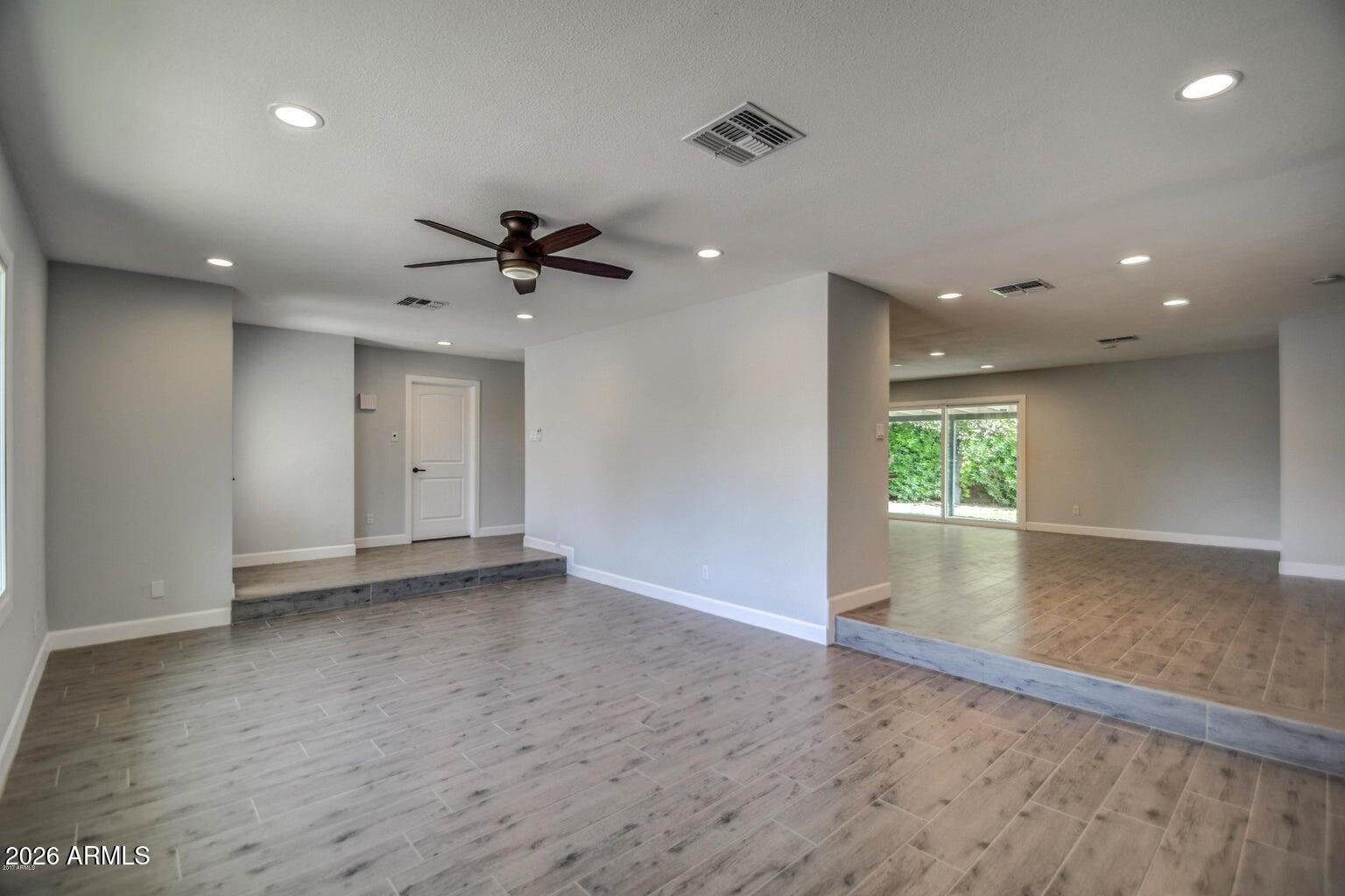 13621 N 51ST Place