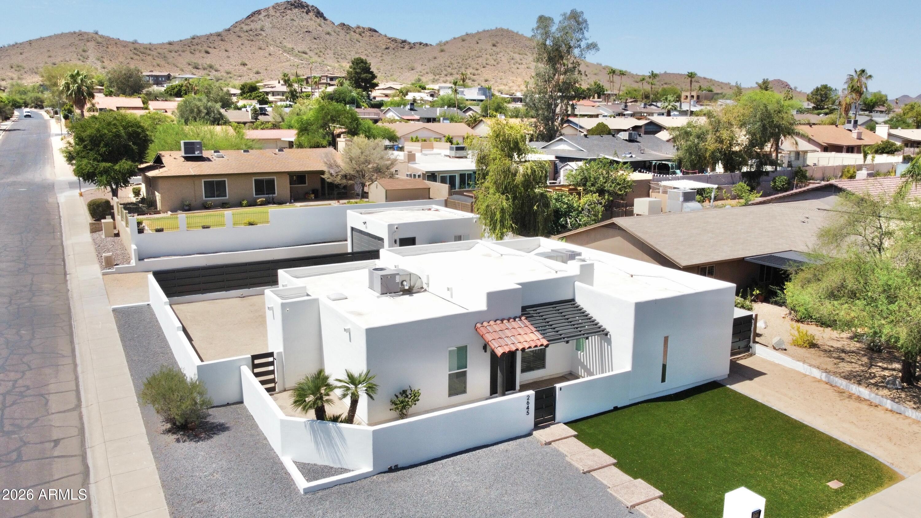 2645 E VISTA Drive