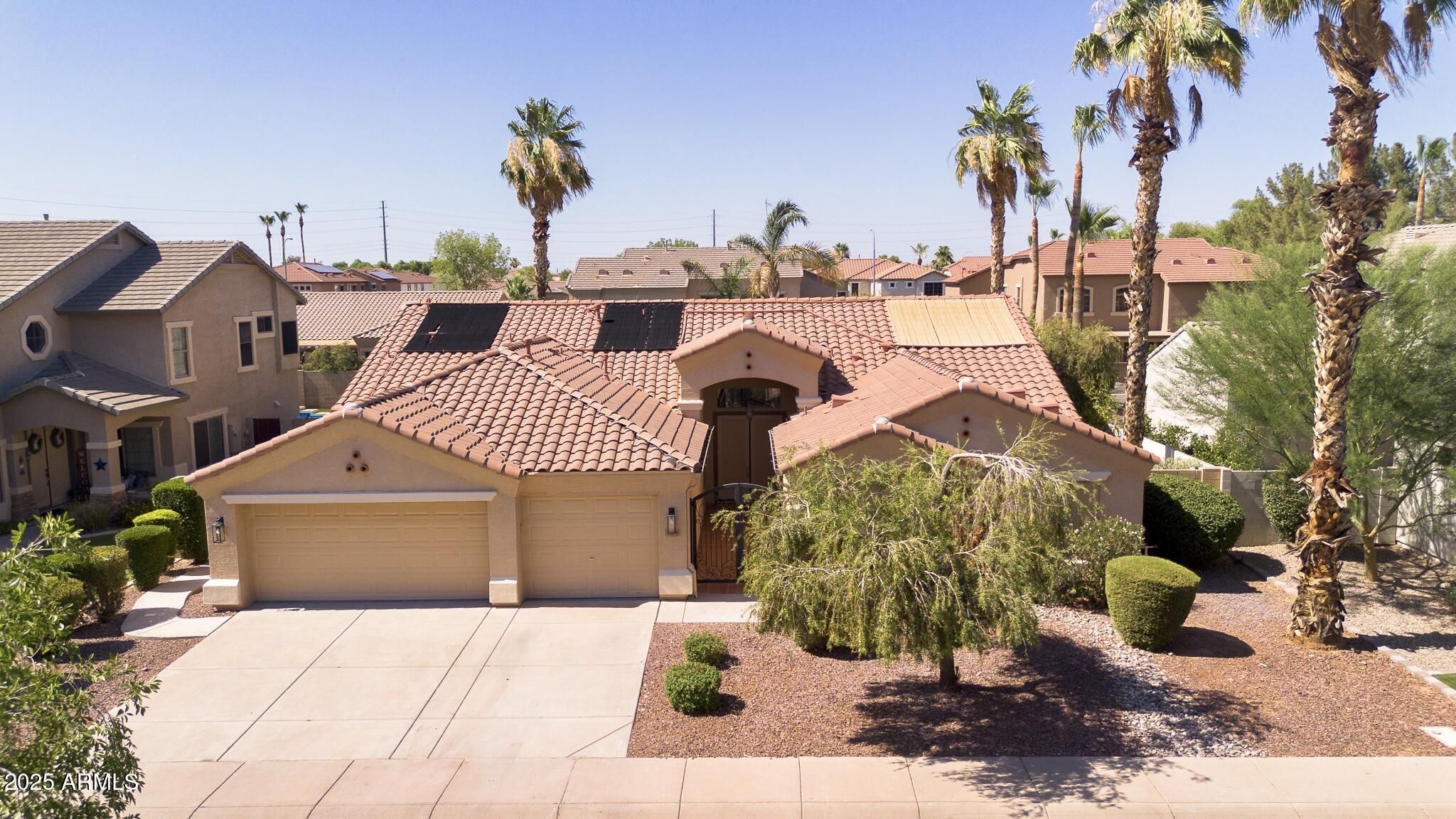 786 E COCONINO Drive