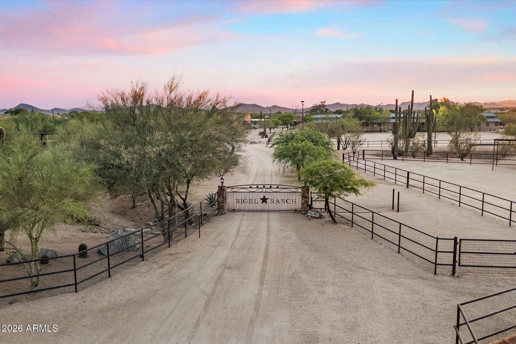 Photo of 32624 N 46th Street, Cave Creek, AZ 85331 (MLS # 7052625)