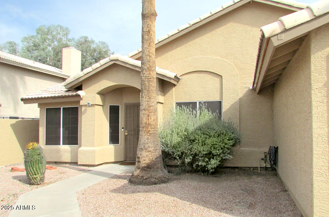 1132 E HARBOR VIEW Drive
