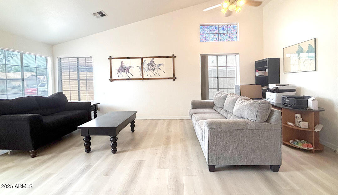 1132 E HARBOR VIEW Drive