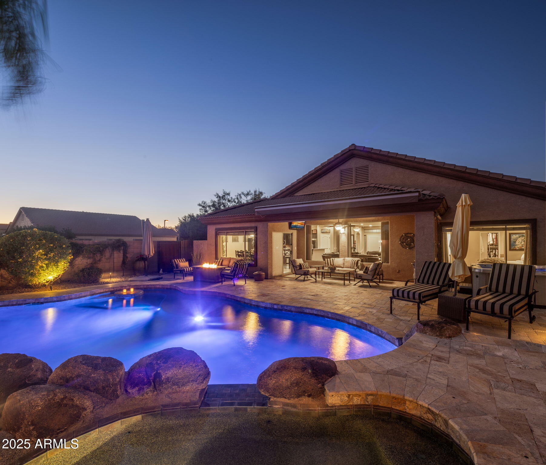 9053 E HOBART Street