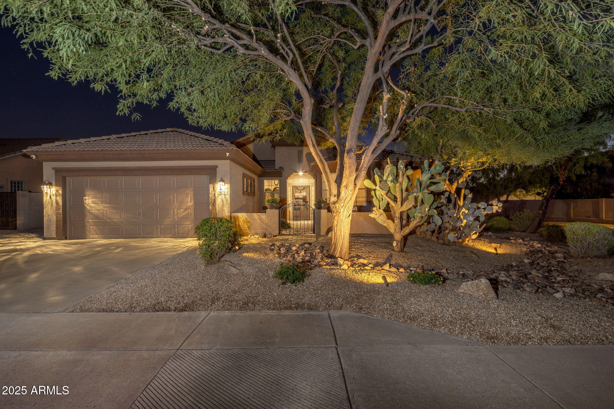 9053 E HOBART Street