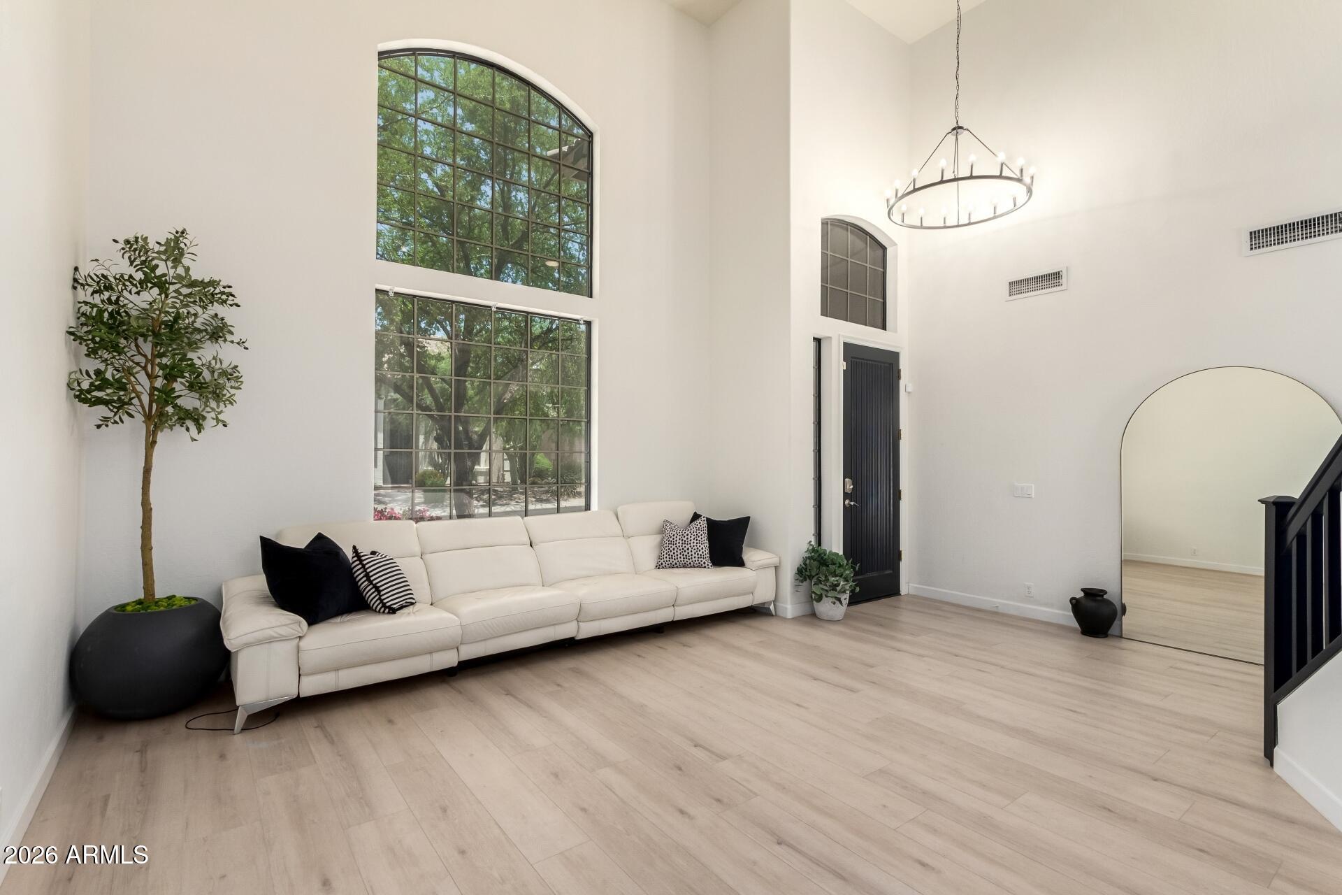 4025 E PASO Trail
