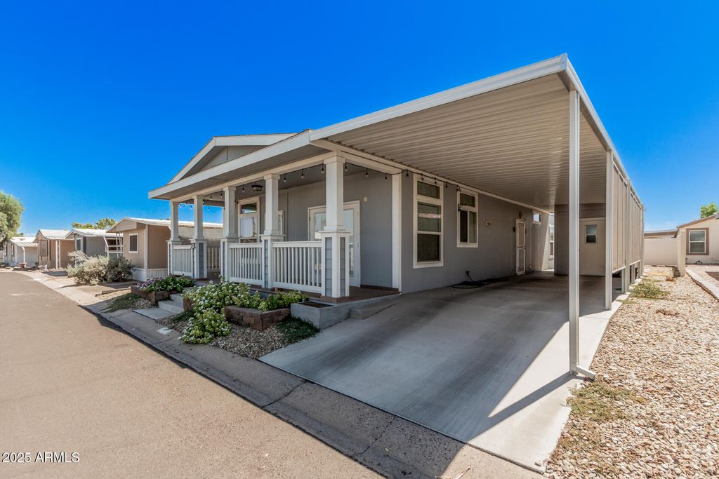 Photo of 2609 W Southern Avenue #169, Tempe, AZ 85282 (MLS # 6897313)