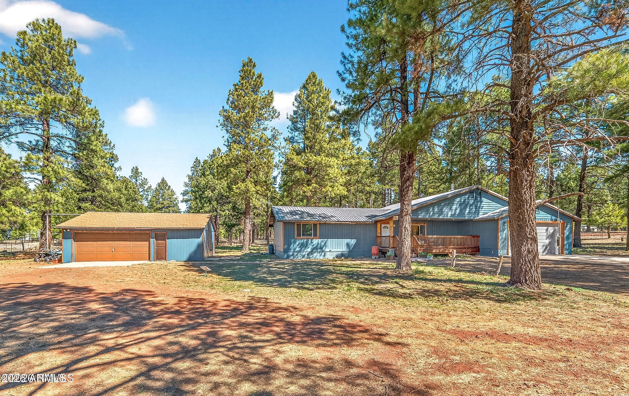 454 N East Park Road