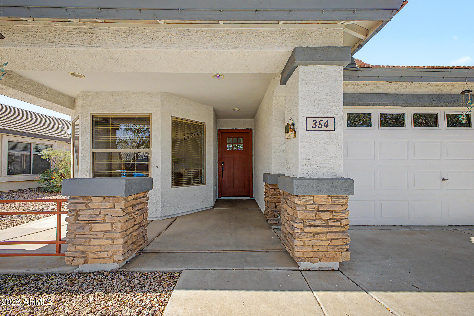 354 W DANA Drive