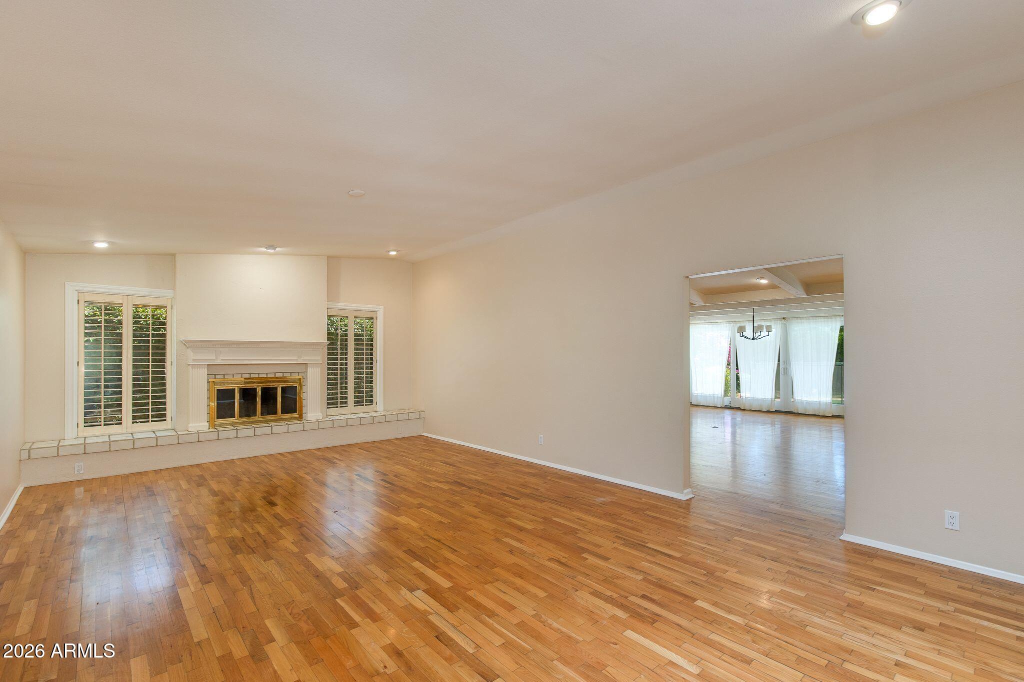 313 E WAGON WHEEL Drive