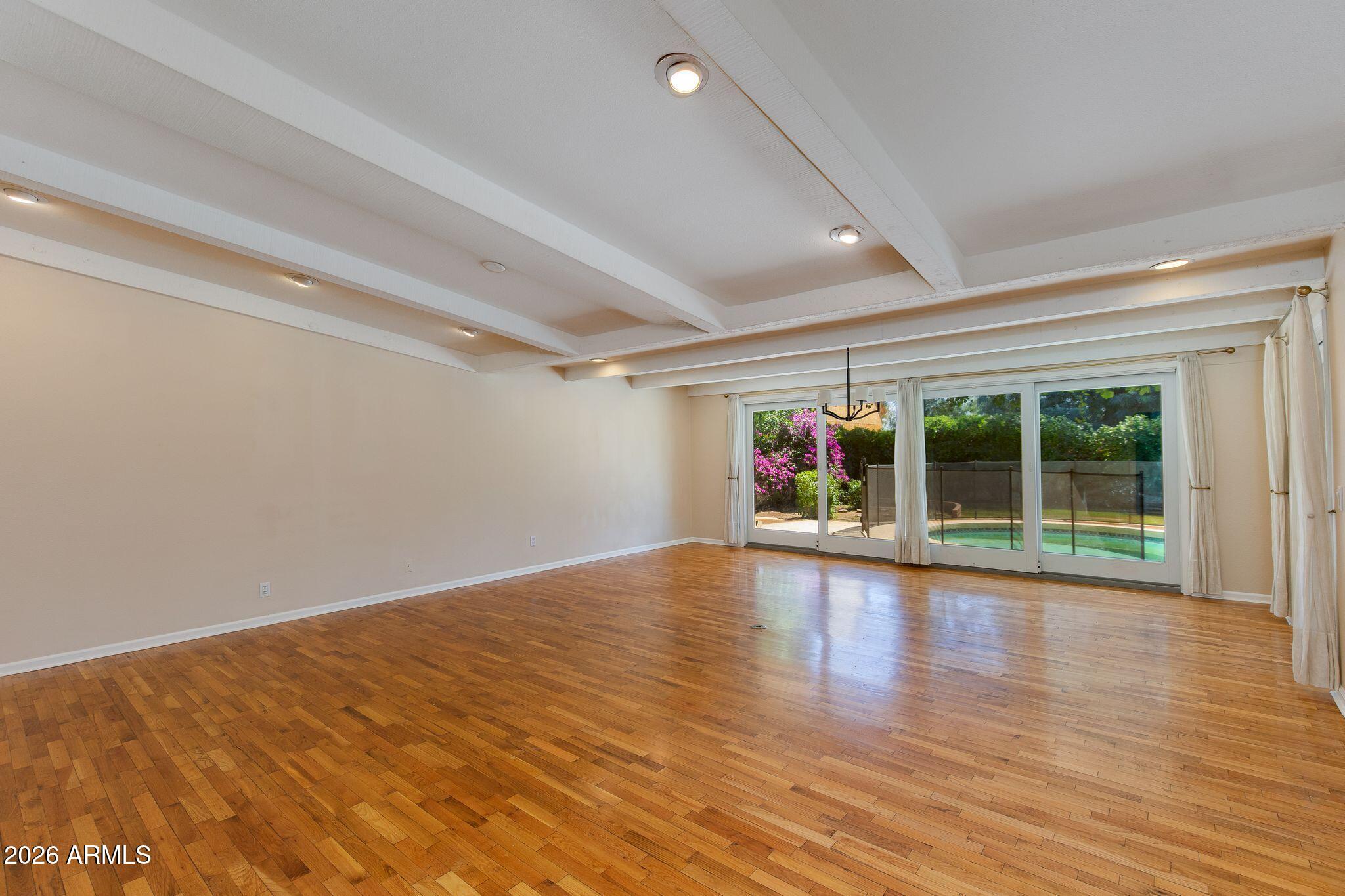 313 E WAGON WHEEL Drive