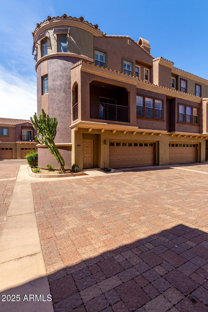 3935 E Rough Rider Road 1183