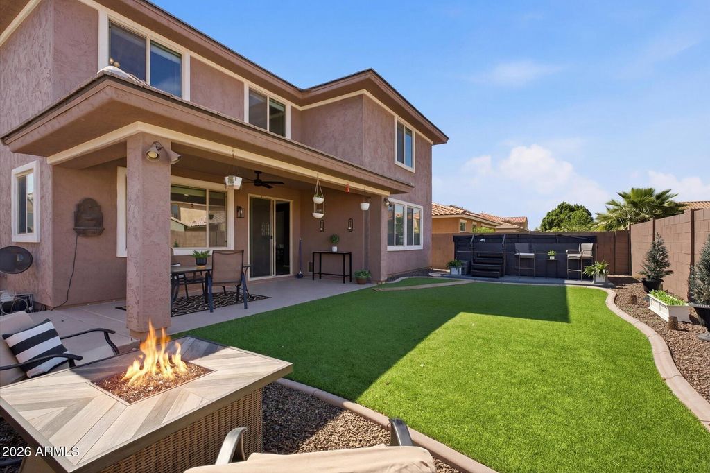 Photo of 2430 E Hazeltine Way, Gilbert, AZ 85298 (MLS # 6998336)