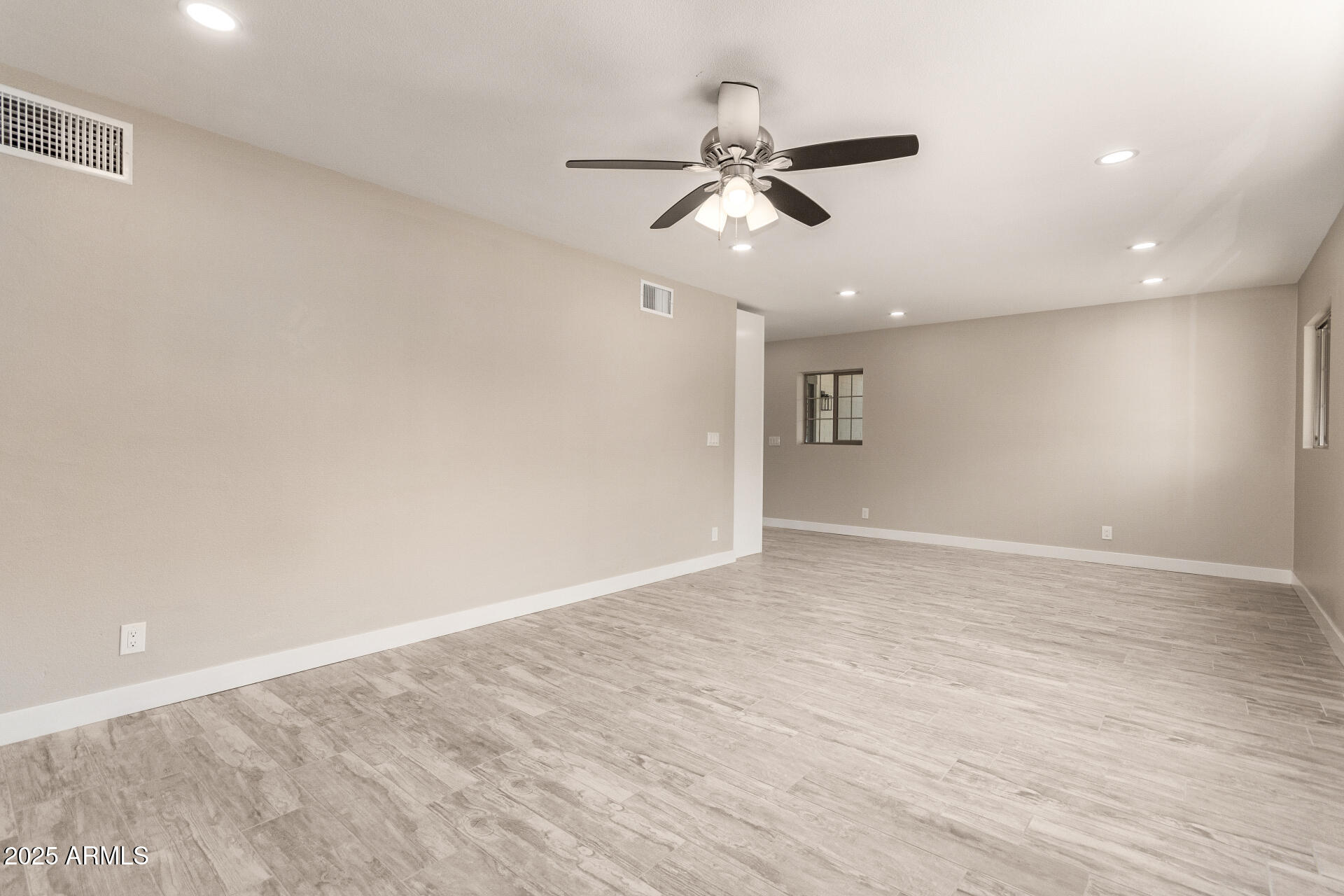 Homes 3 3209 N 20TH Place