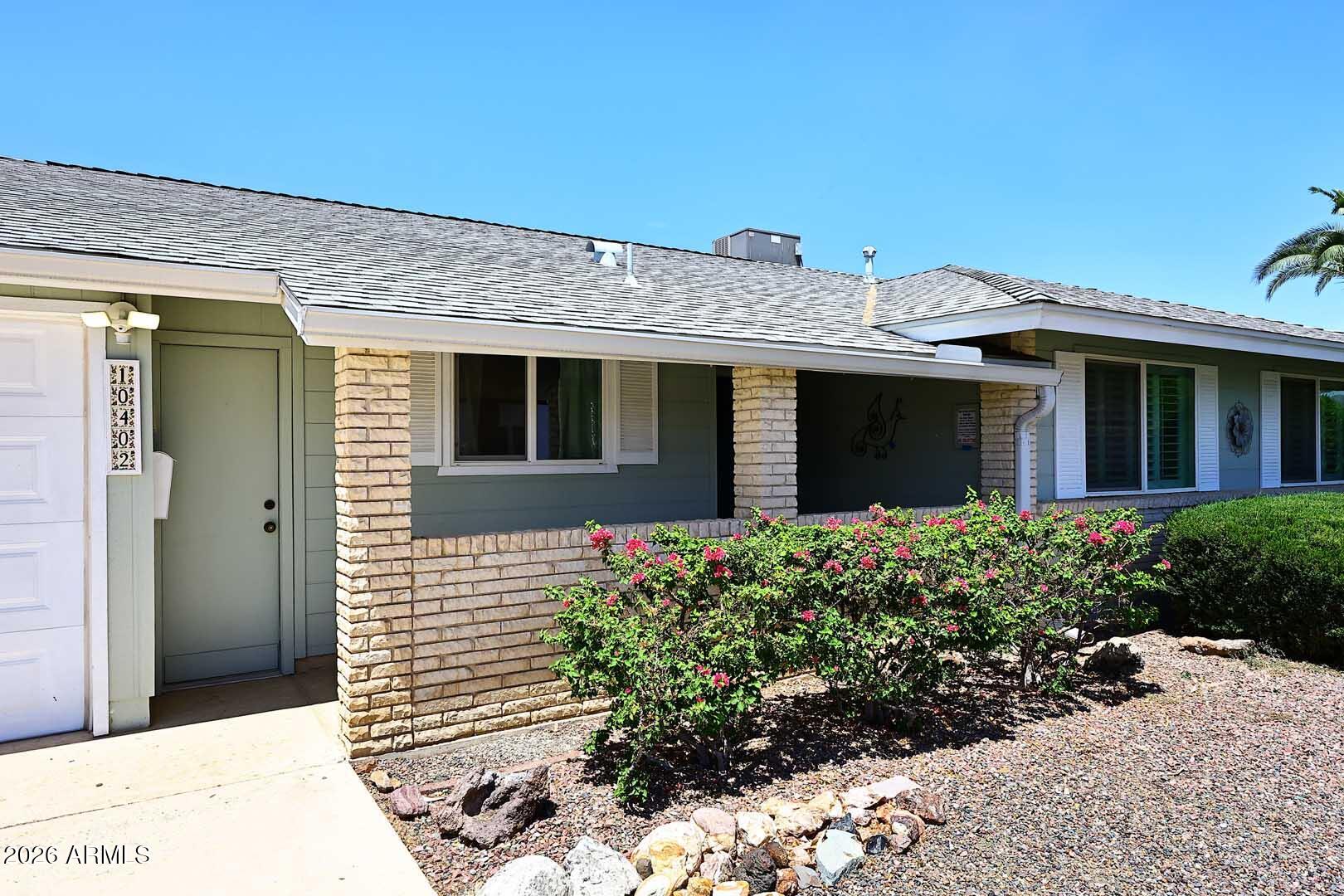 10402 W WININGER Circle