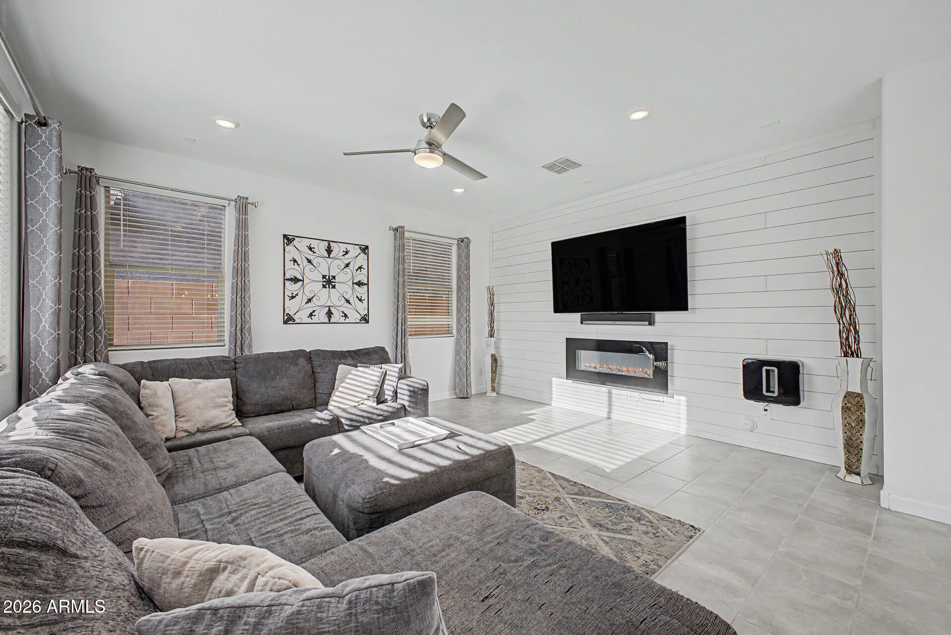 5522 S VINCENT --