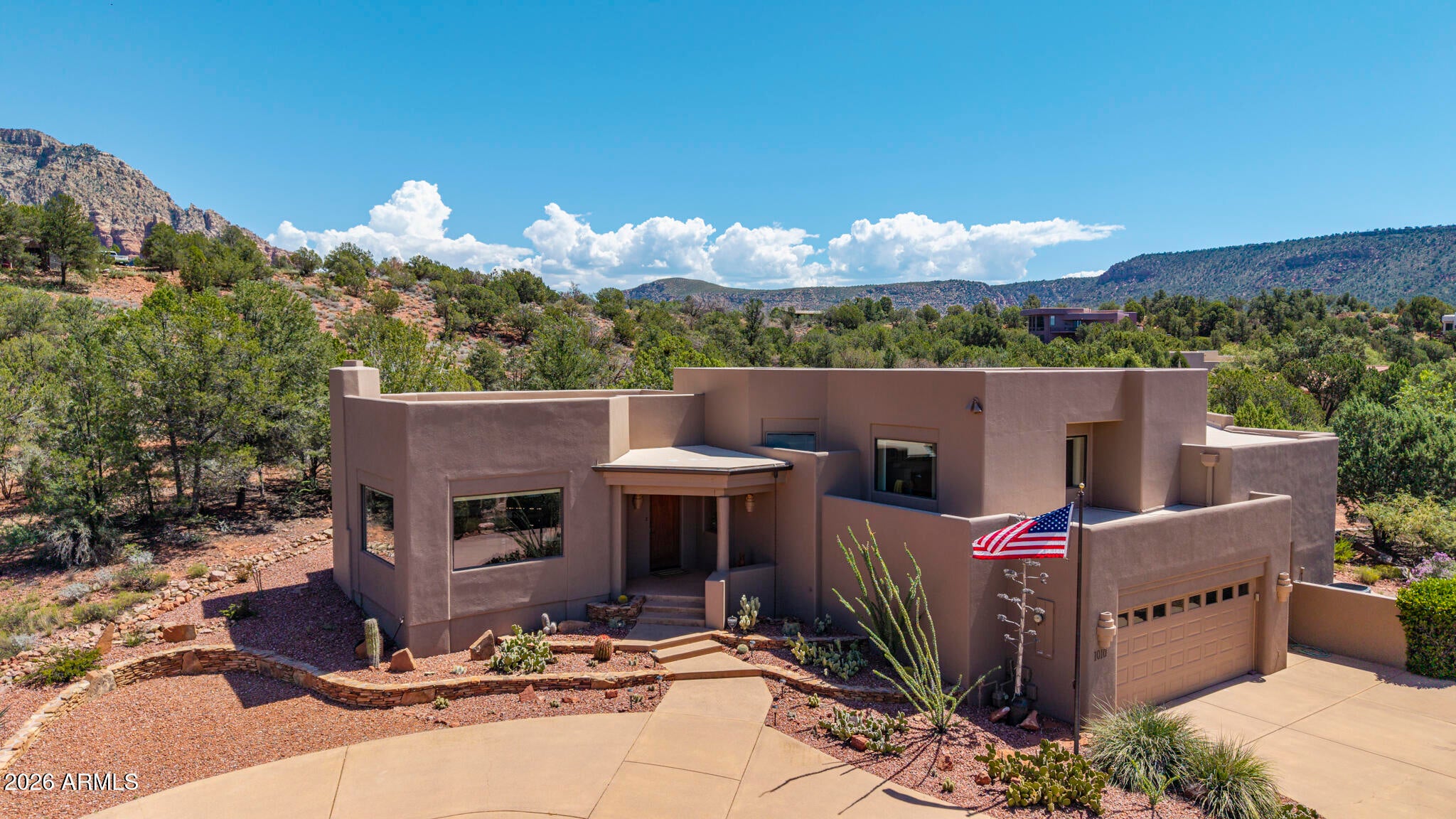 1010 LEE MOUNTAIN Road