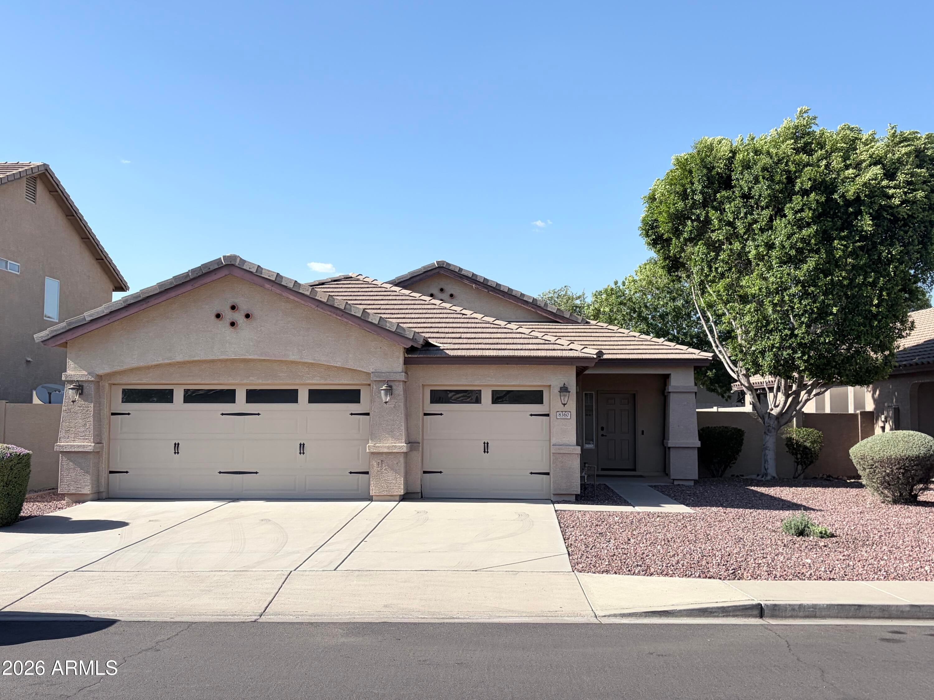 8360 W PONTIAC Drive