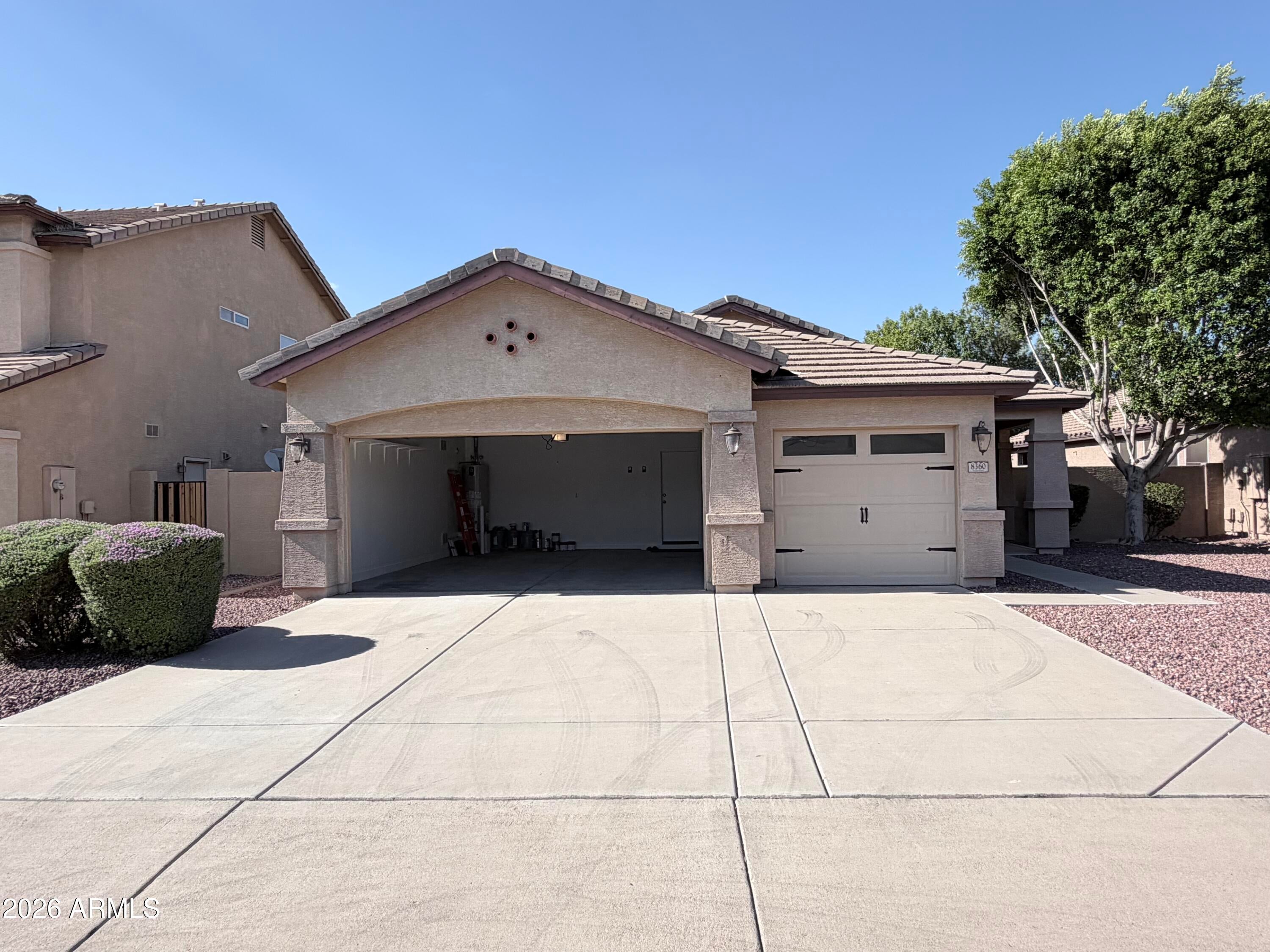 8360 W PONTIAC Drive