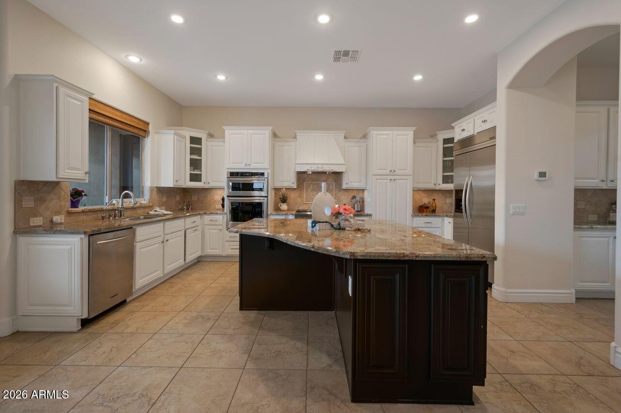 3291 E CHERRYWOOD Place