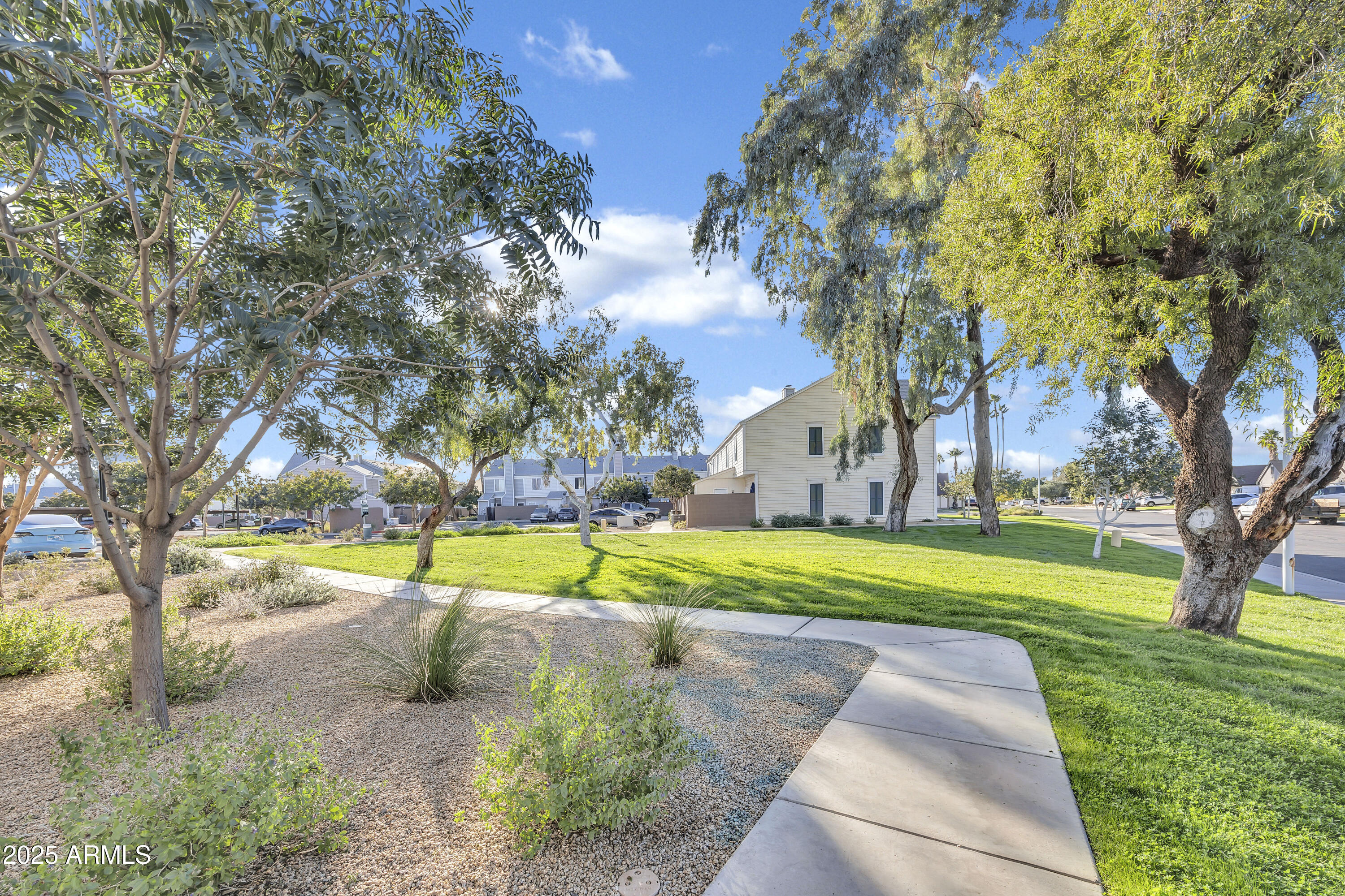 1600 N SABA Street 152