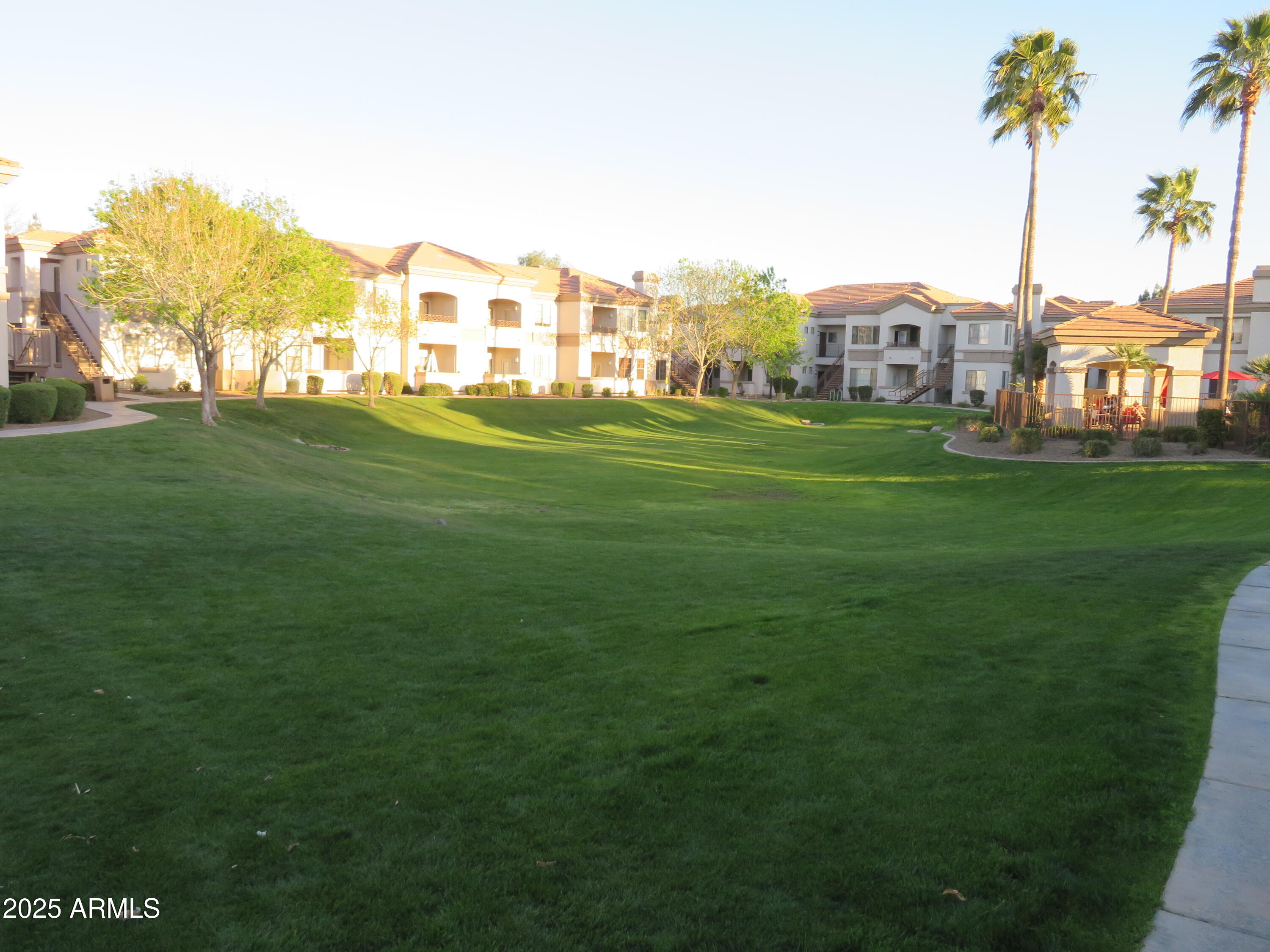 1941 S PIERPONT Drive 2087