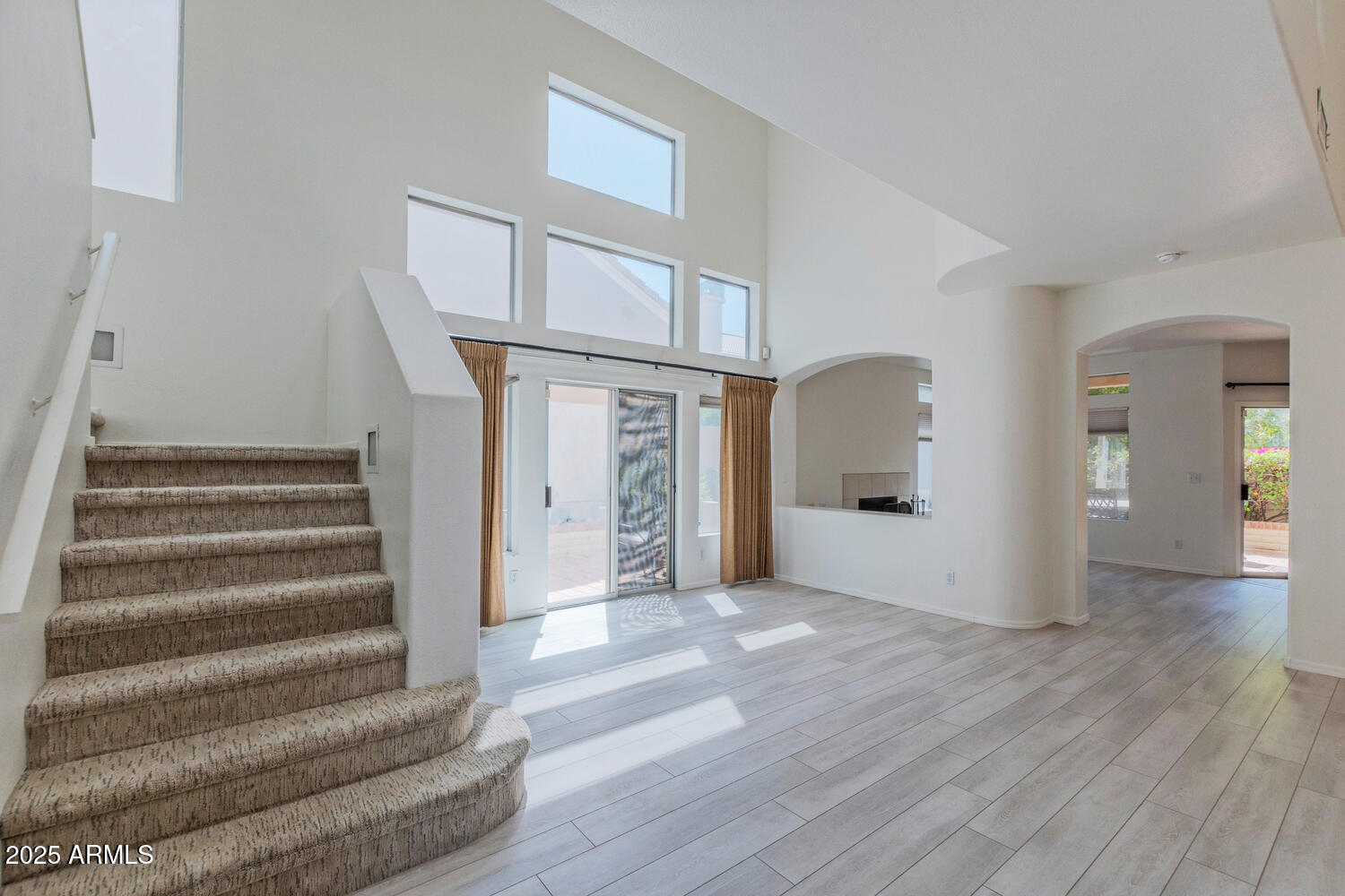 1135 E SILVERWOOD Drive
