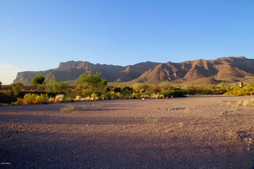Photo of 9276 E Canyon View Trail #8, Gold Canyon, AZ 85118 (MLS # 6810933)