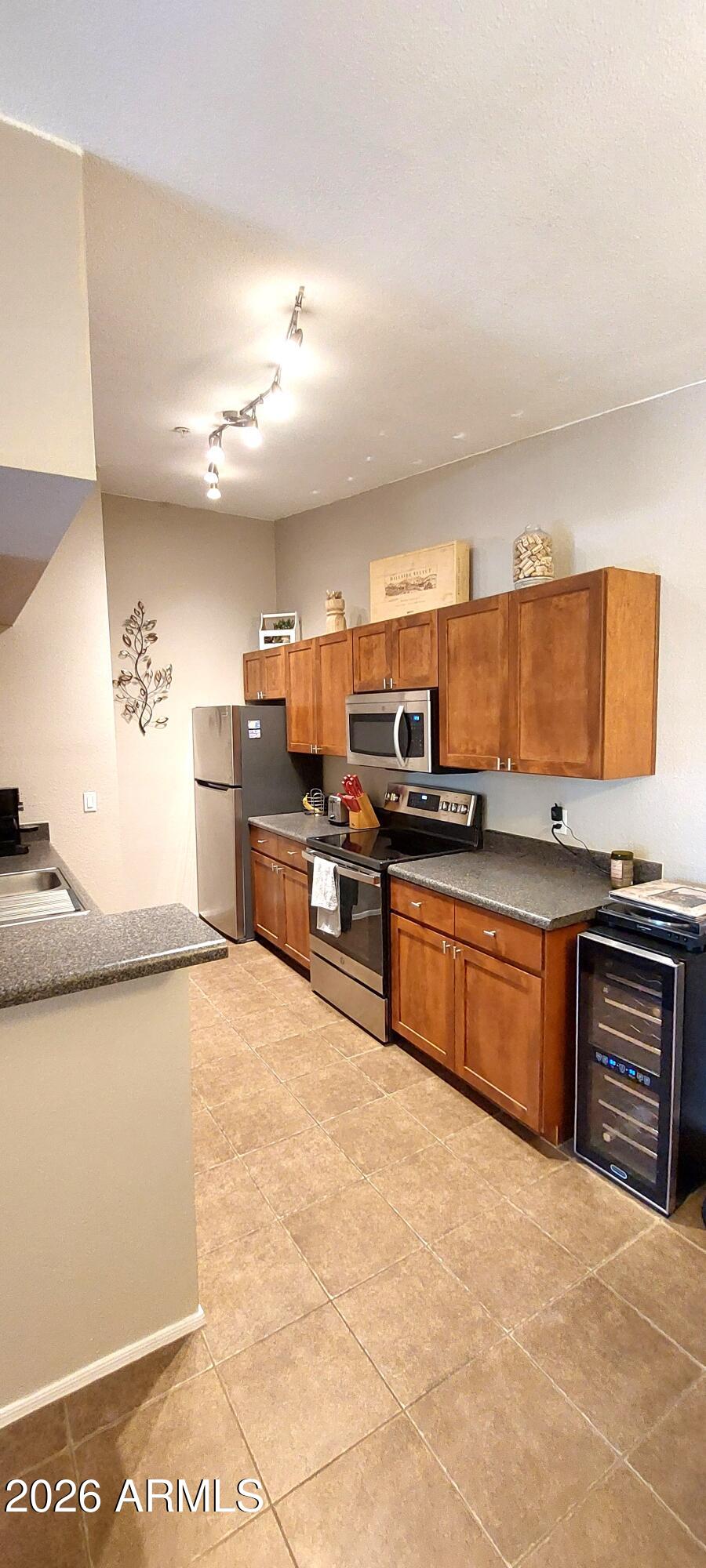 1185 W University Avenue 209