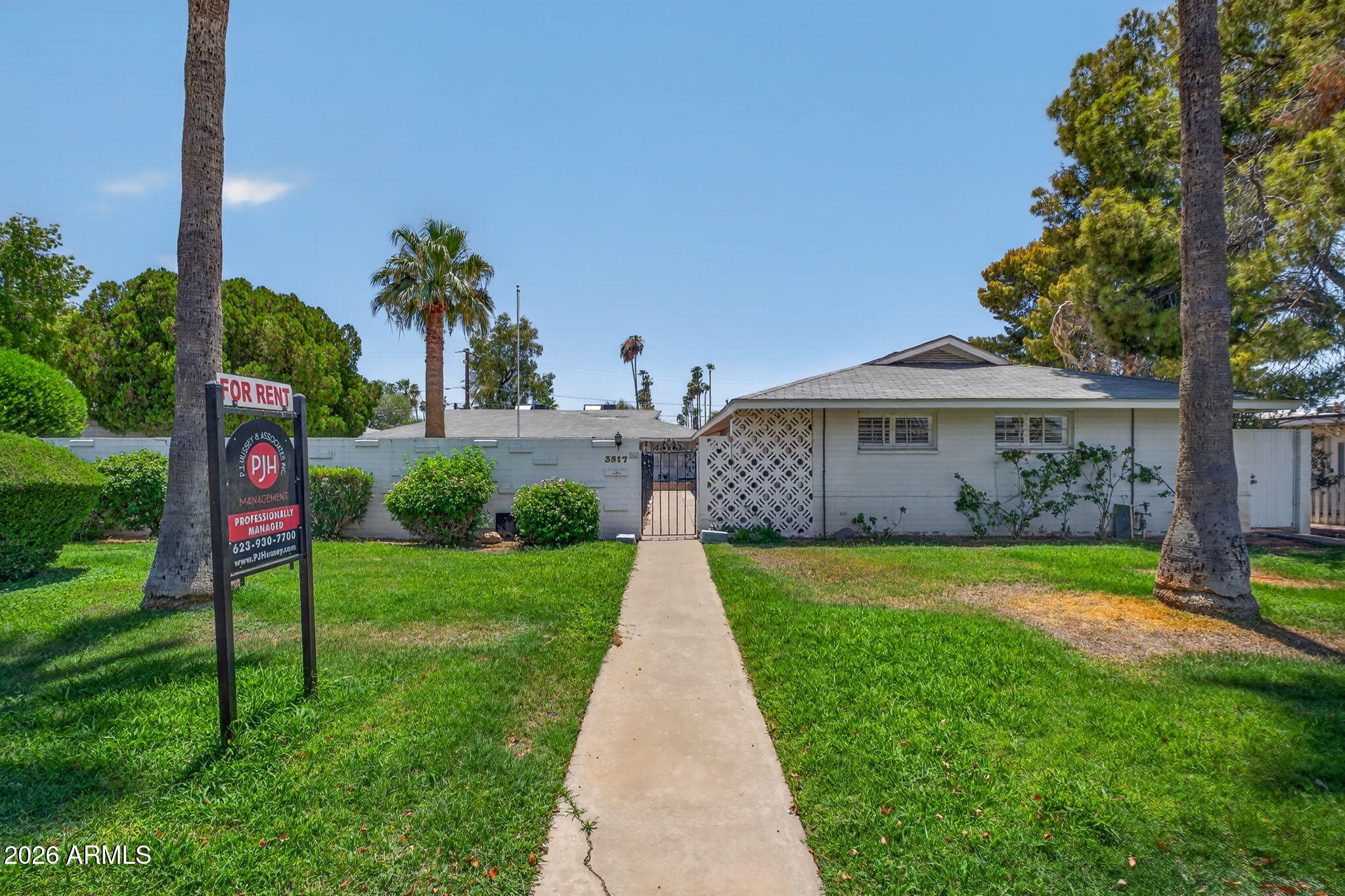 3517 E Montecito A
