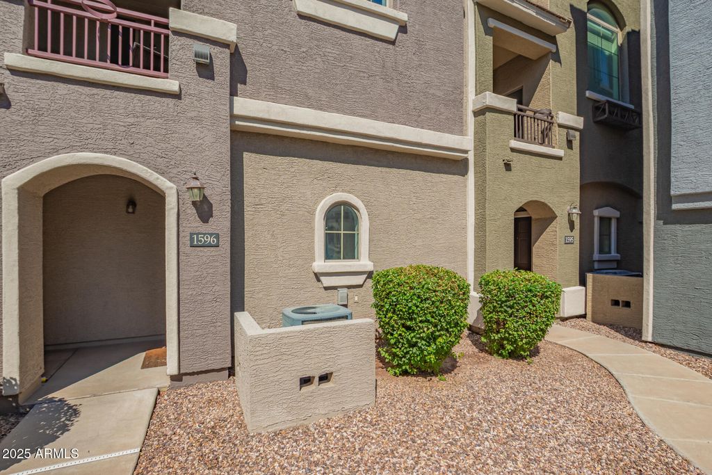 Photo of 2402 E 5th Street E #1595, Tempe, AZ 85288 (MLS # 6921811)