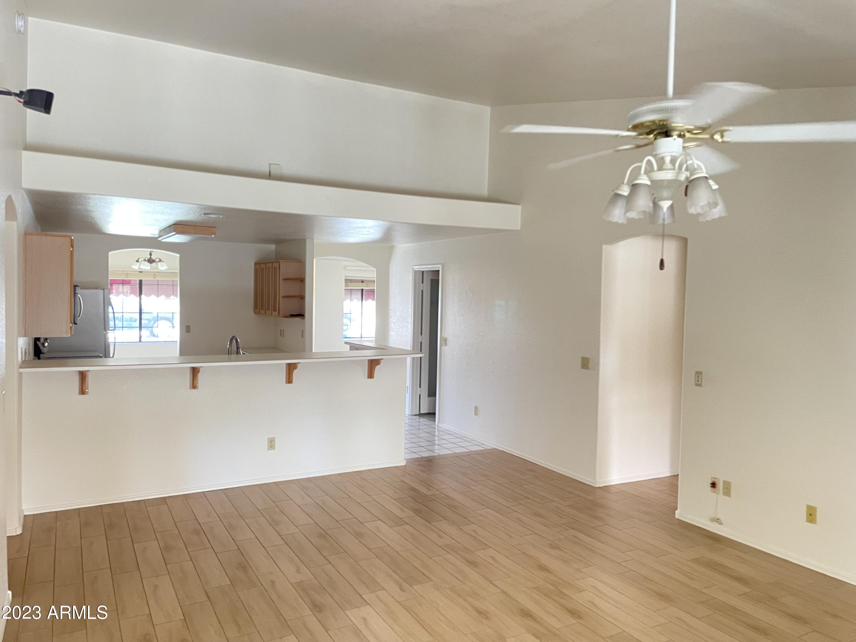 Photo 6 of 15 of 537 W SIERRA MADRE Avenue house
