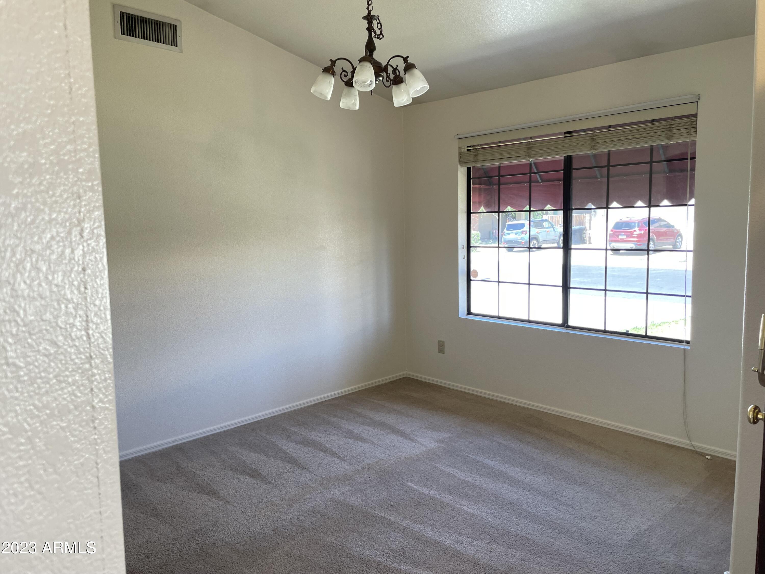 Photo 8 of 15 of 537 W SIERRA MADRE Avenue house