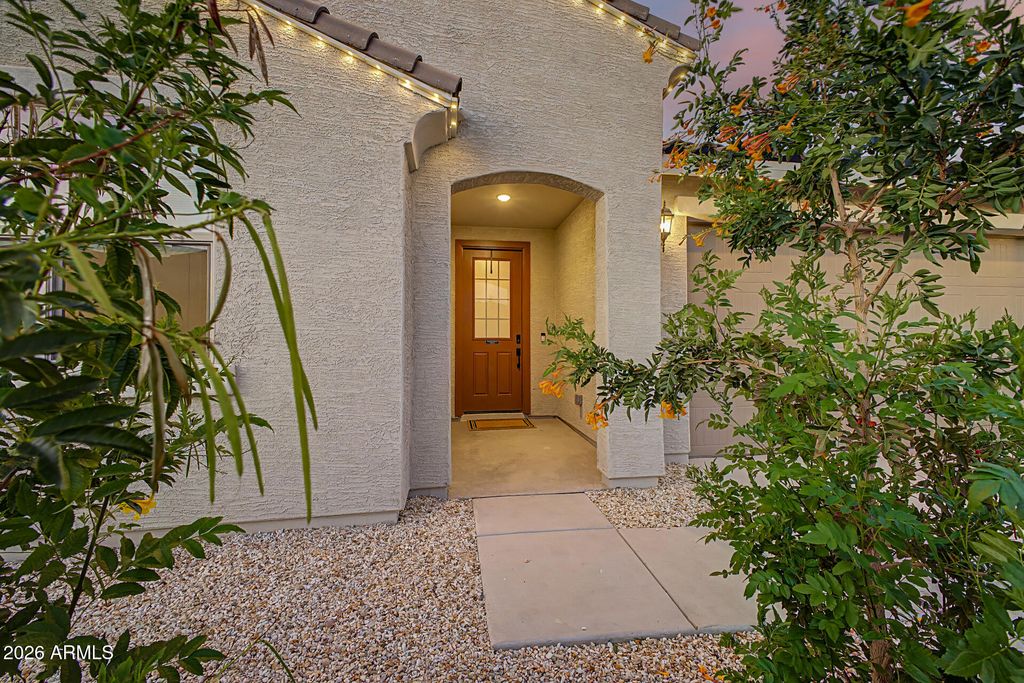 Photo of 4314 W Sebastian Lane, San Tan Valley, AZ 85144 (MLS # 7013691)