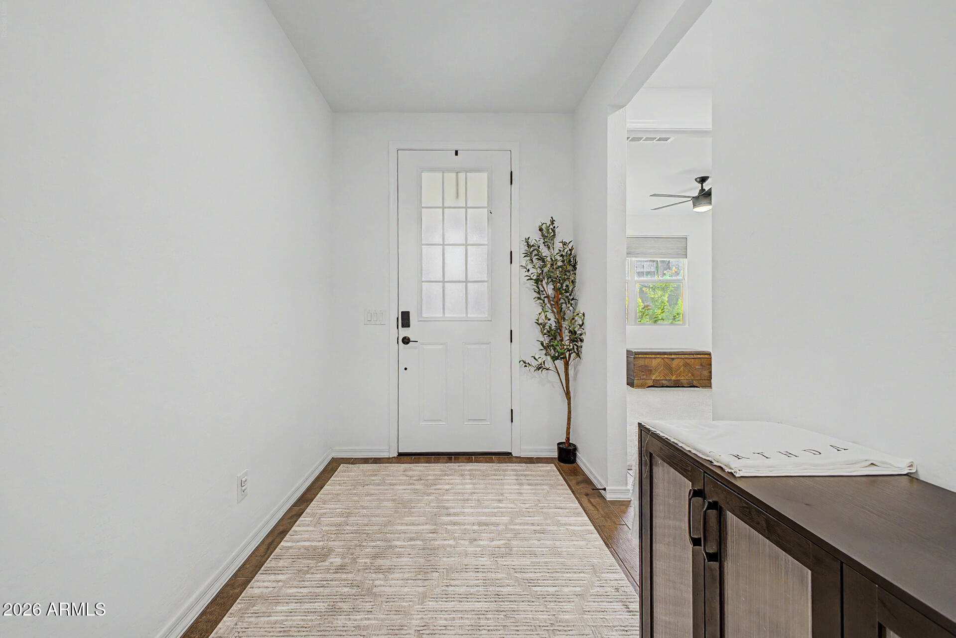 4314 W SEBASTIAN Lane