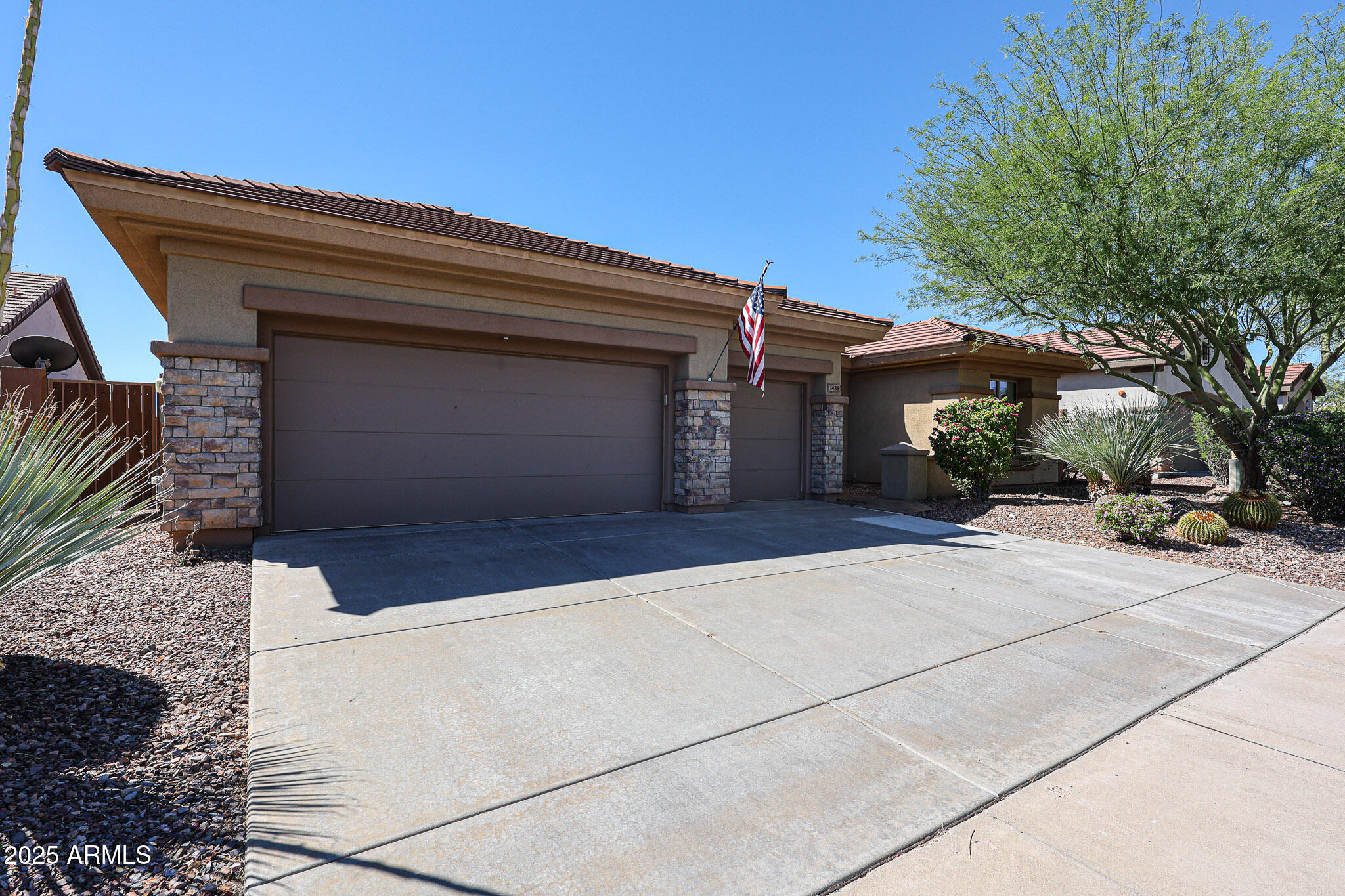 1435 W Whitman Court
