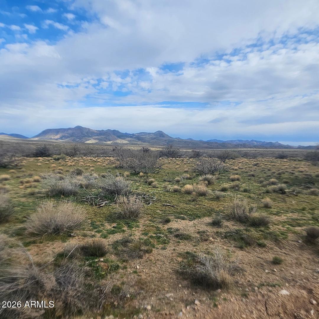 XXX W Poco Bueno -- 11