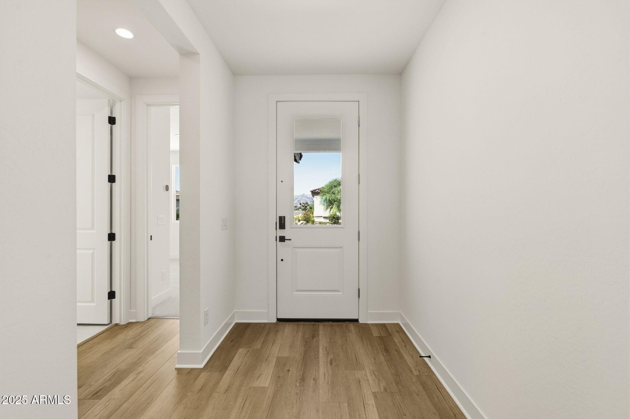 10853 N BLAKELY Street