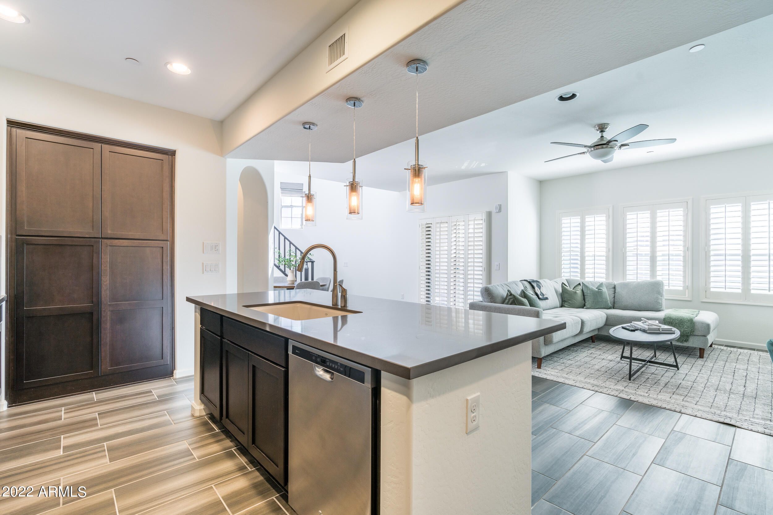 3935 E ROUGH RIDER Road 1322