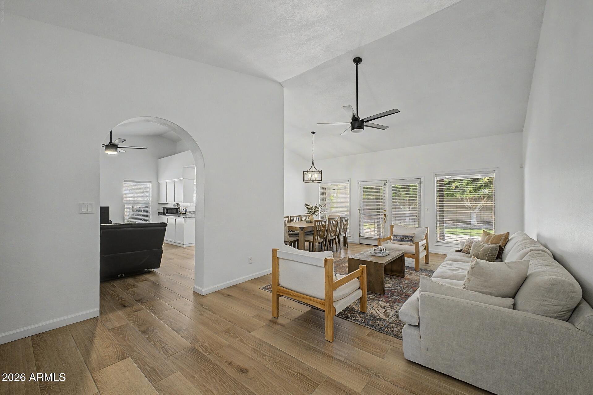 1625 N TAMARISK Drive