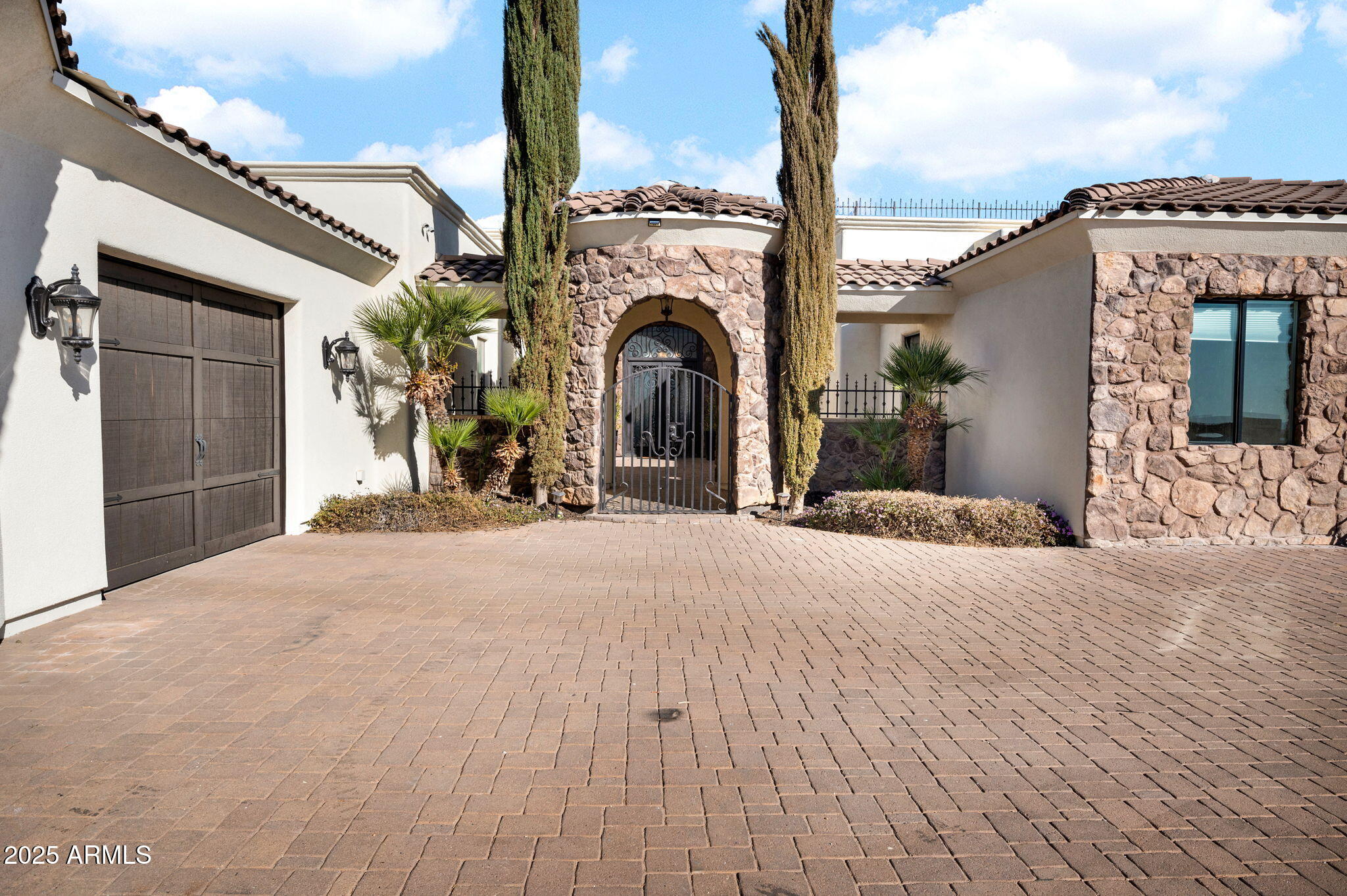 13648 E ALOE VERA Drive