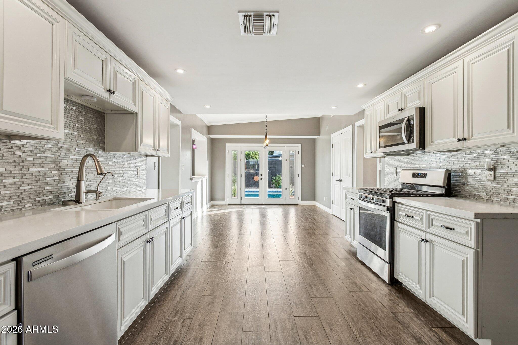 3725 E PARADISE Drive