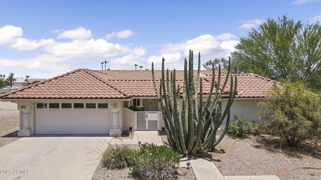 Photo of 14632 W Whitewood Drive, Sun City West, AZ 85375 (MLS # 6890073)