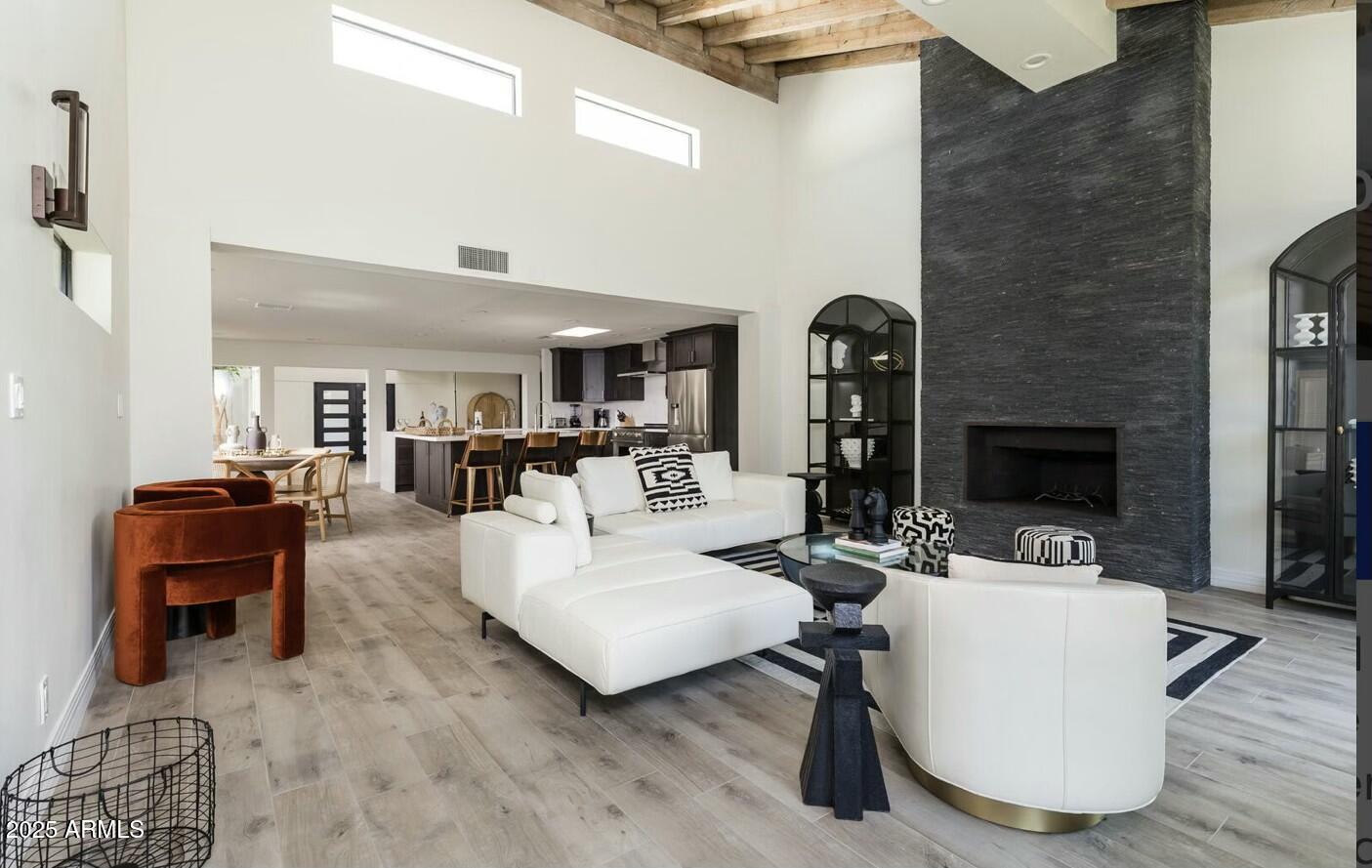 11212 N Sundown Drive